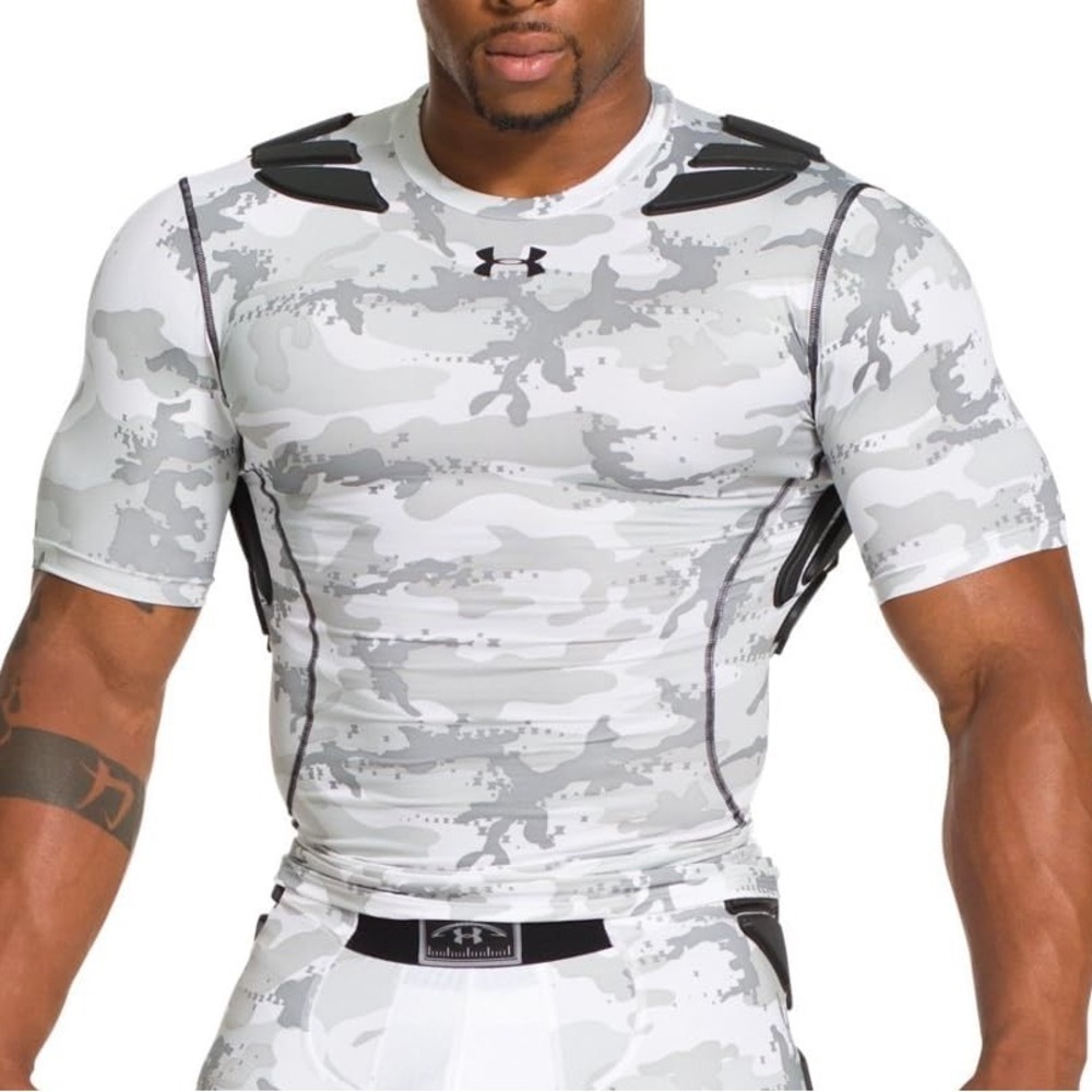 Under Armour Compression Armour 5-Pad Camo Top